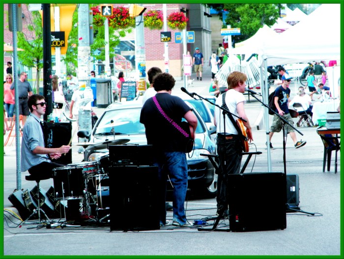 Badlt Sketched Poets (2013) at Open Streets